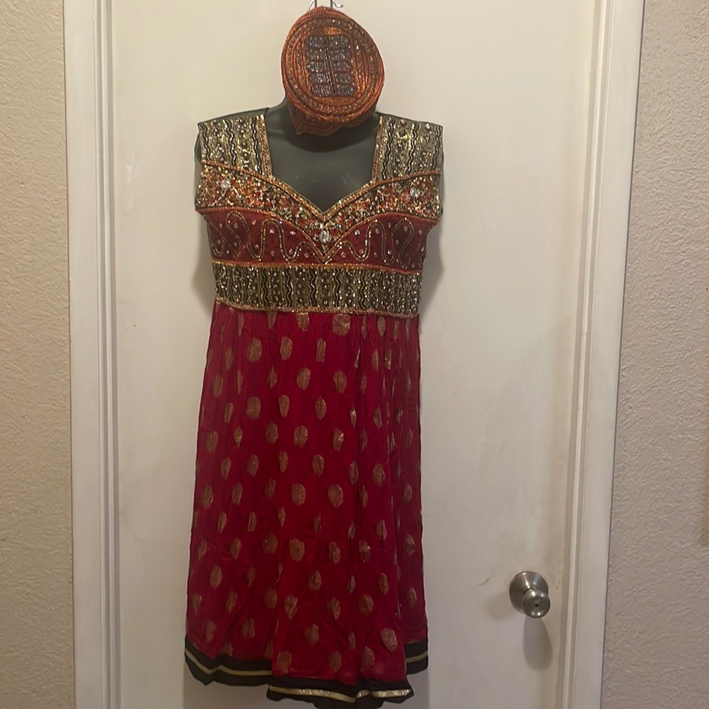 Boho-ethnic dress and cap